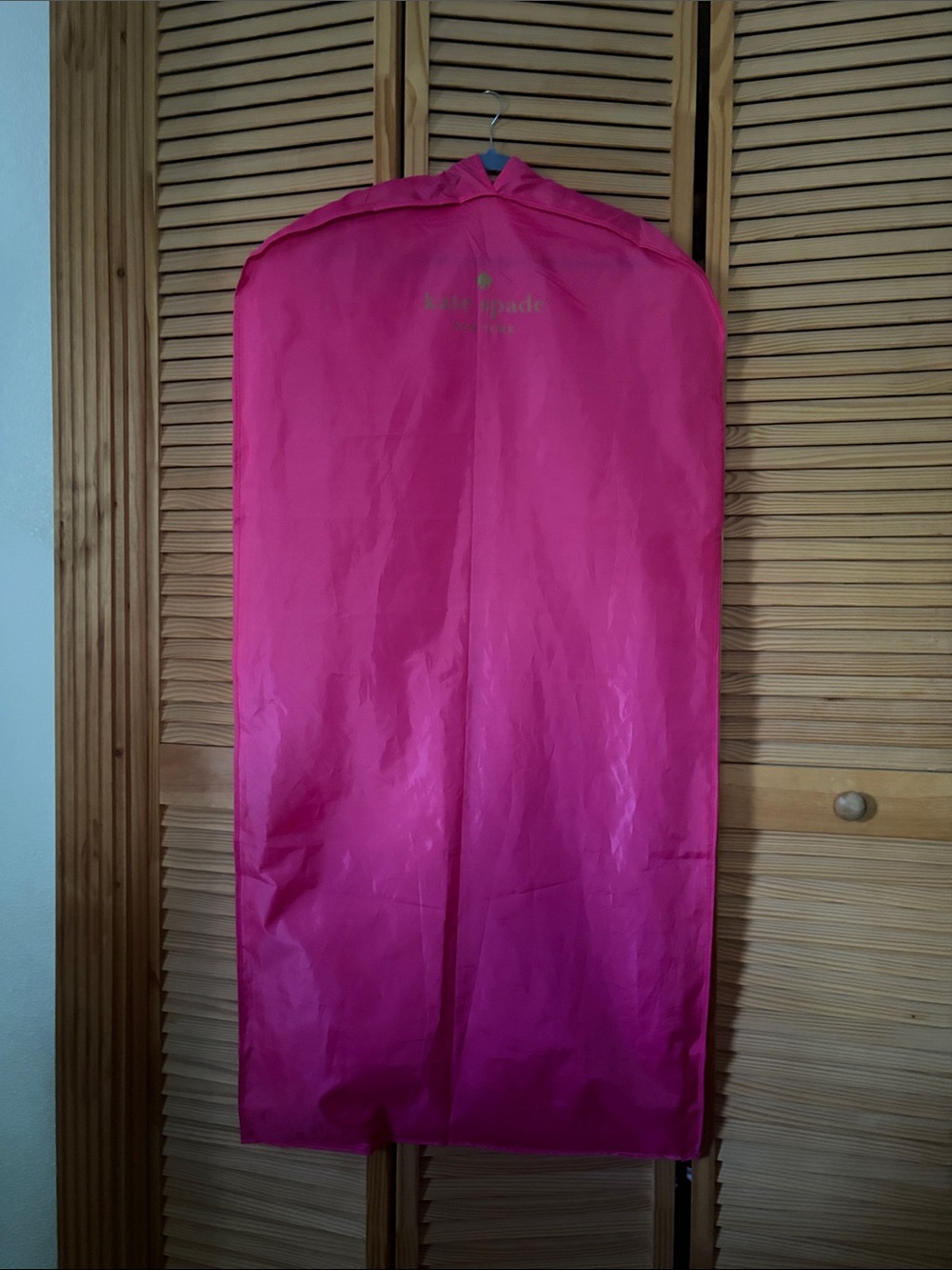 kate spade hot pink zip garment bag